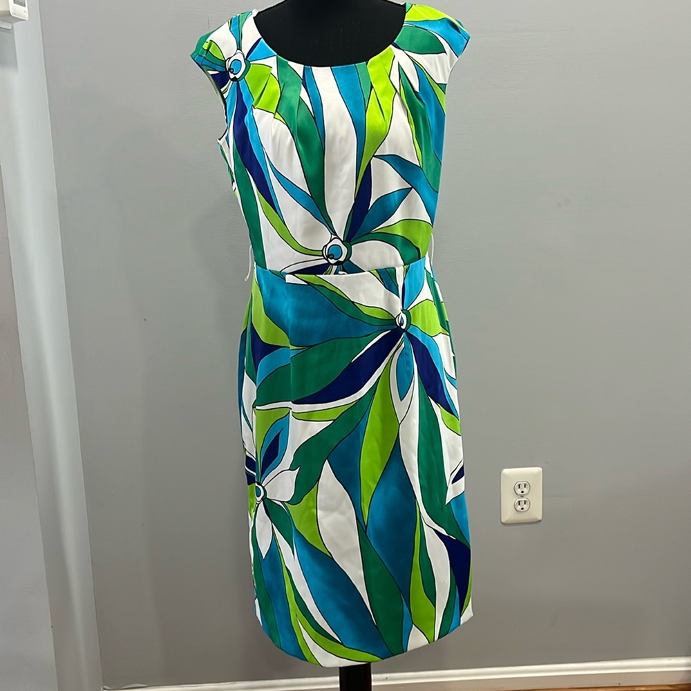 Dress hard floral print dress